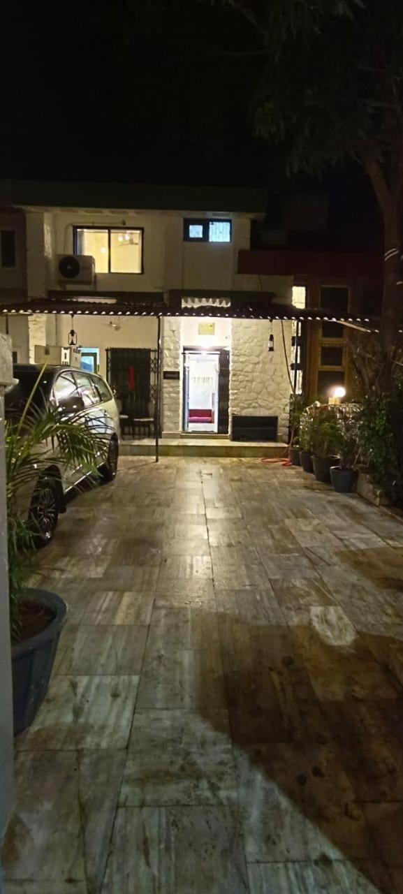 Holiday home Blue Heaven- 2 Bhk With Private Pool! *