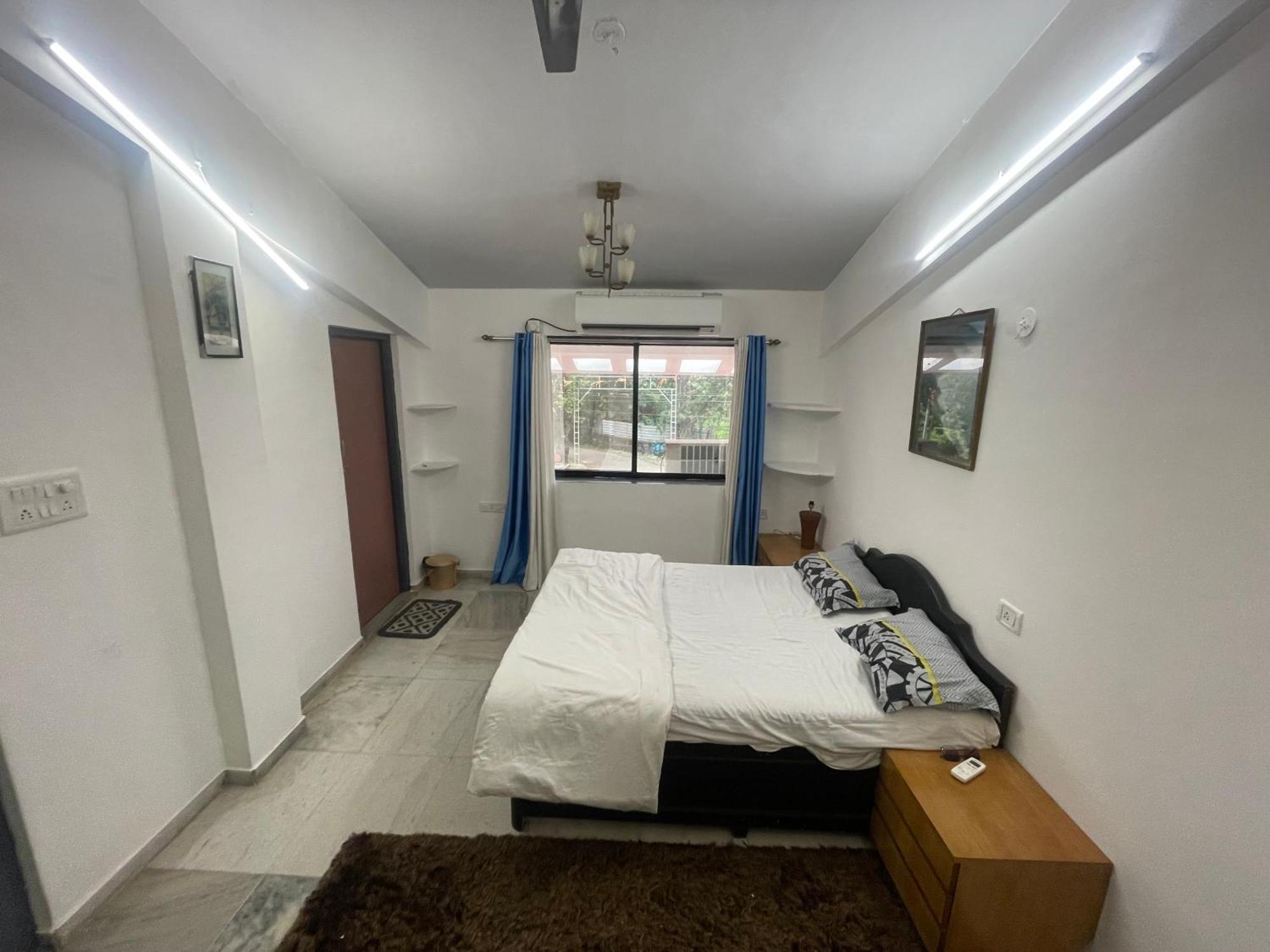Blue Heaven- 2 Bhk With Private Pool! Holiday home Lonavala