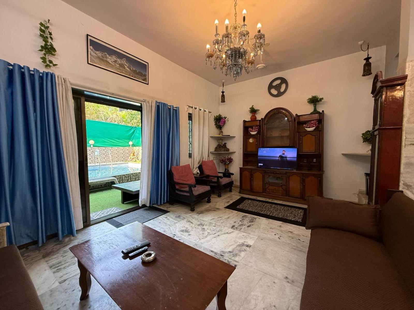 Blue Heaven- 2 Bhk With Private Pool! Holiday home *
